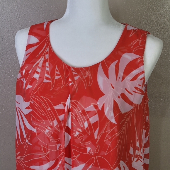 Alfani Tropical Leaf Lined Cropped top Size Petite Medium - Picture 3 of 10